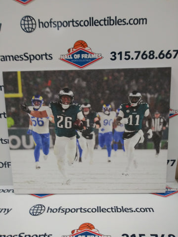 SAQUON BARKLEY PHILADELPHIA EAGLES "SNOW RUN" 16X20 CUSTOM CANVAS PRINT - READY TO HANG