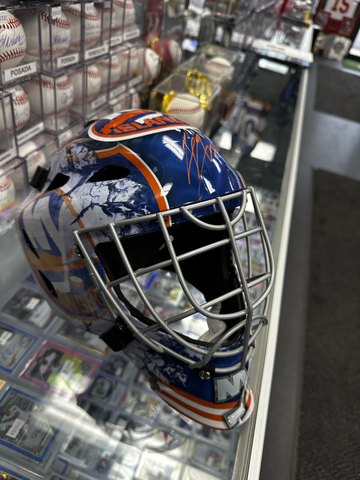 IIYA SOROKIN SIGNED ISLANDERS GOALIE MASK - BECKETT