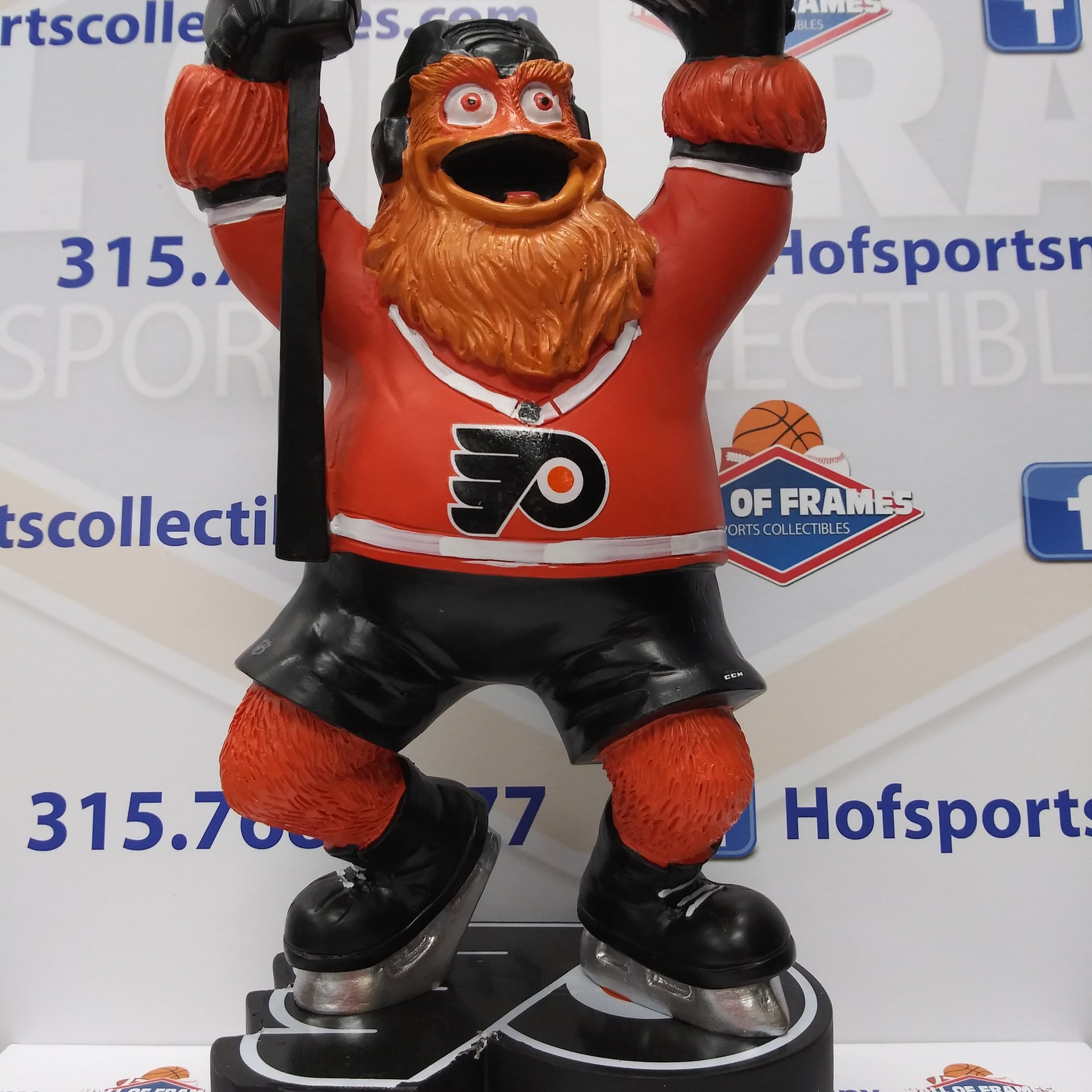 FOCO LIMITED EDITION HANDCRAFTED PHILADELPHIA FLYERS "GRITTY" MASCOT STATUE!