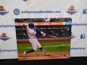 MARK VIENTOS SIGNED METS 11X14 PHOTO - BECKETT COA