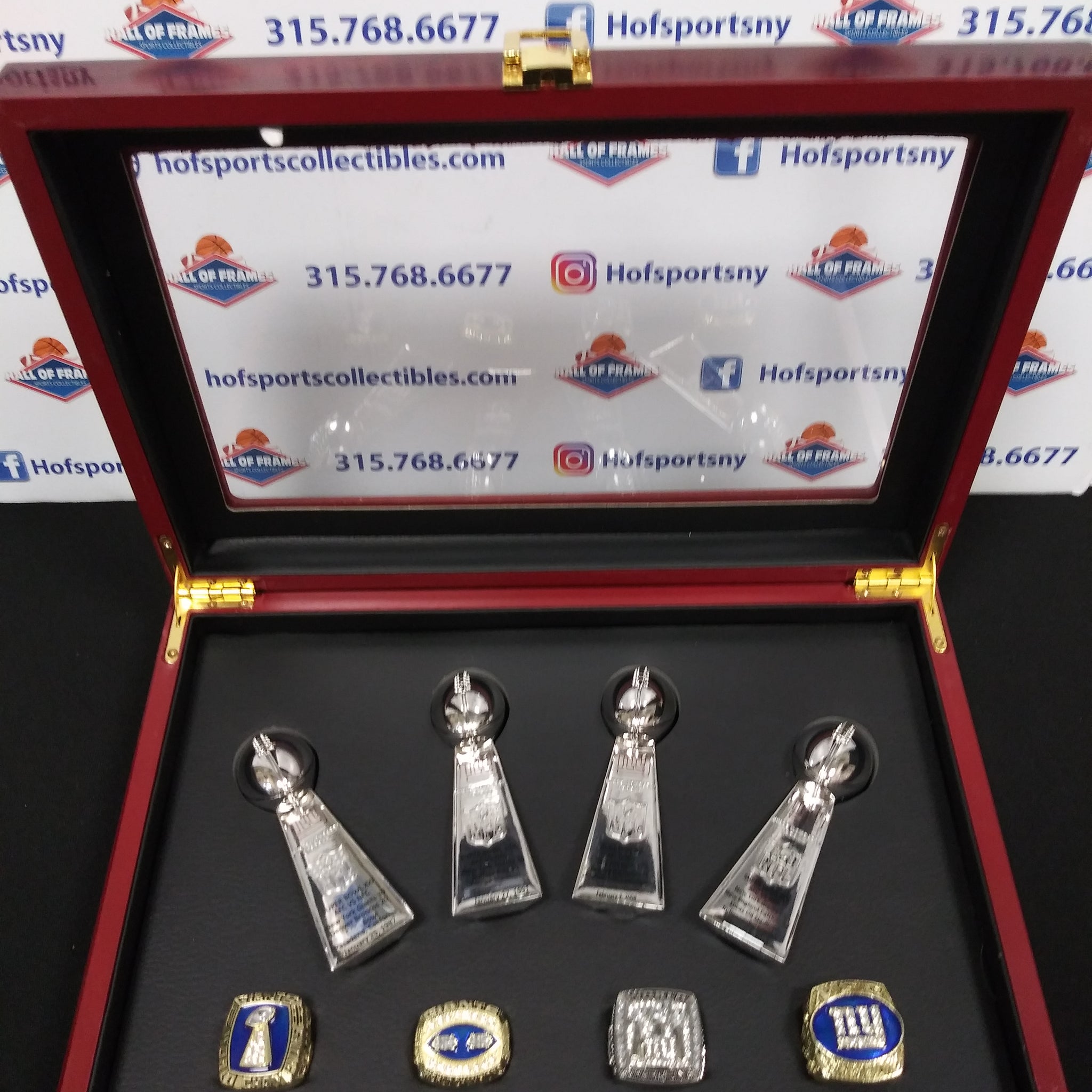 NEW YORK GIANTS 4 RING CHAMPIONSHIP SET WITH TROPHIES AND BOX!