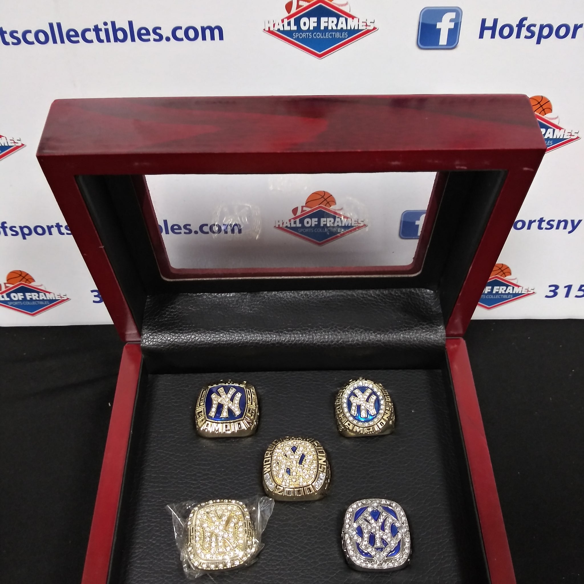 NEW YORK YANKEES 5 CHAMPIONSHIP RING SET WITH BOX!