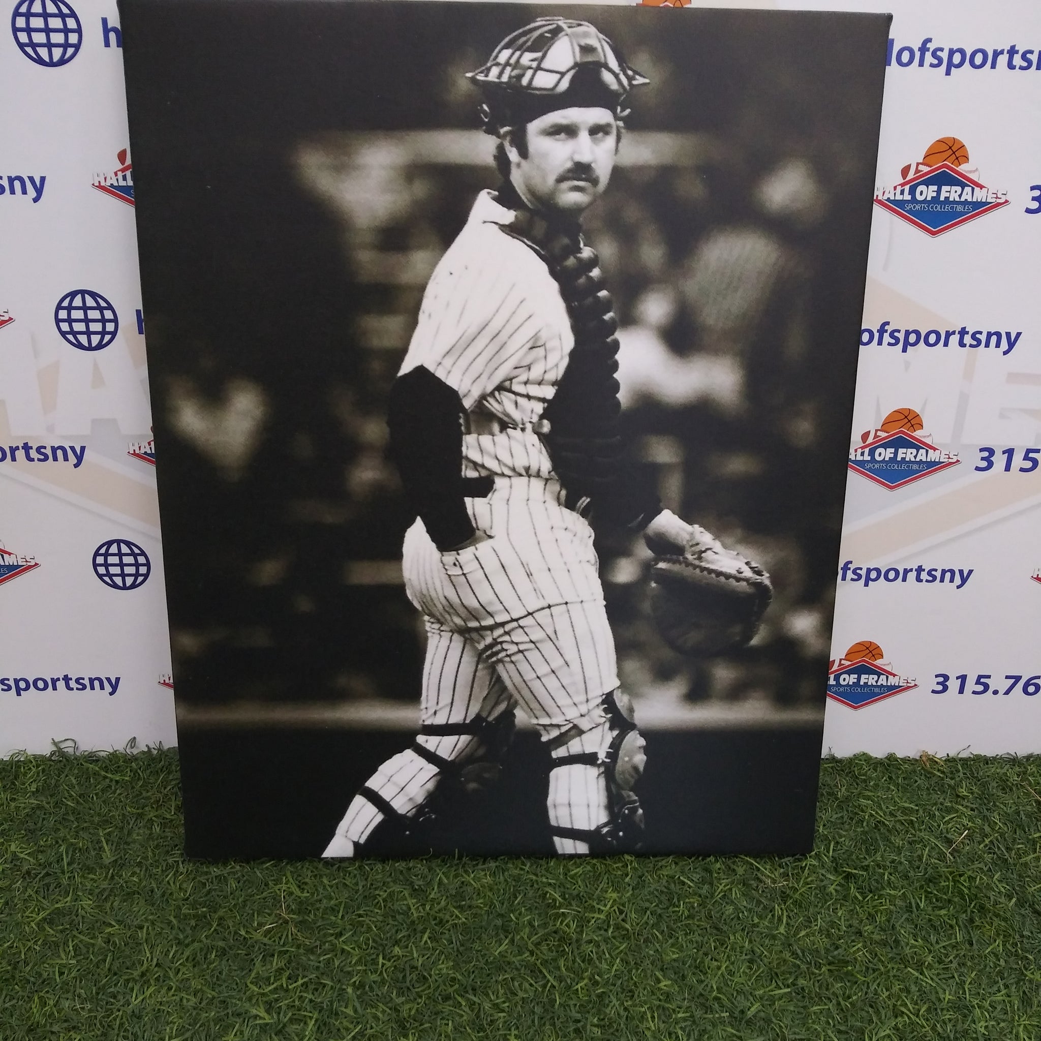 THURMAN MUNSON BLACK AND WHITE NEW YORK YANKEES 16X20 CUSTOM CANVAS PRINT - READY TO HANG