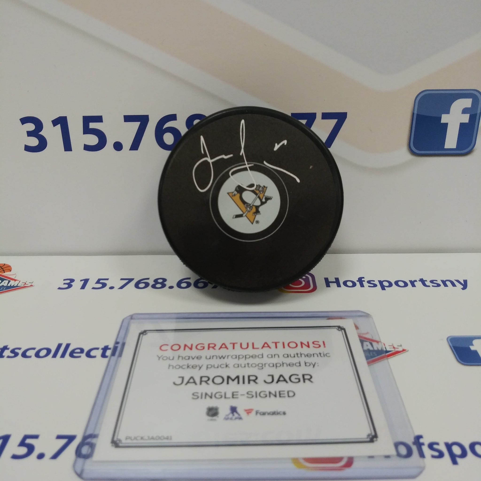 JAROMIR JAGR PITTSBURGH PENGUINS SIGNED PUCK! FANATICS COA!