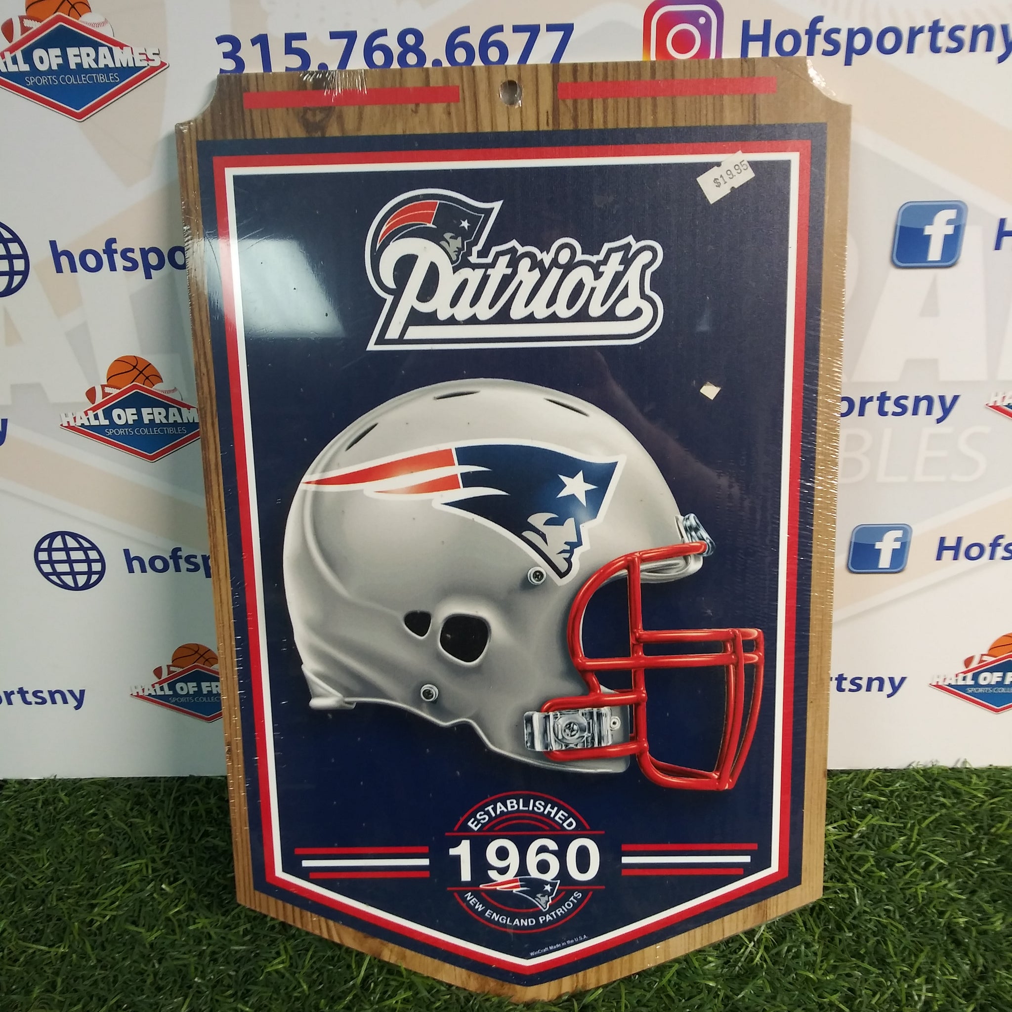 NEW ENGLAND PATRIOTS LOGO HELMET WOOD SIGN!