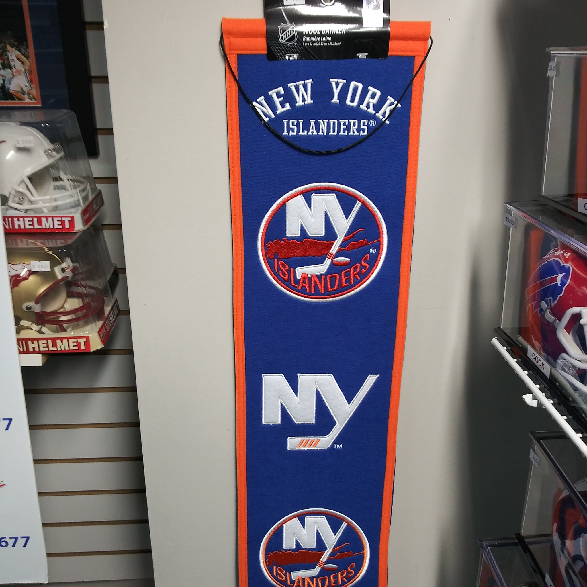 NEW YORK ISLANDERS HISTORY OF LOGO'S WOOL BANNER!