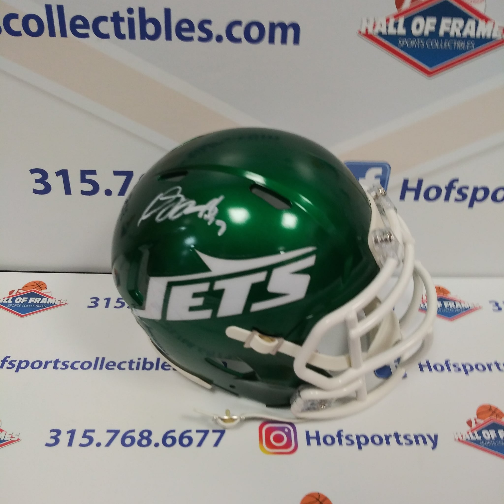 DAVANTE ADAMS NEW YORK JETS SIGNED GREEN MINI HELMET! BECKETT WITNESS COA!