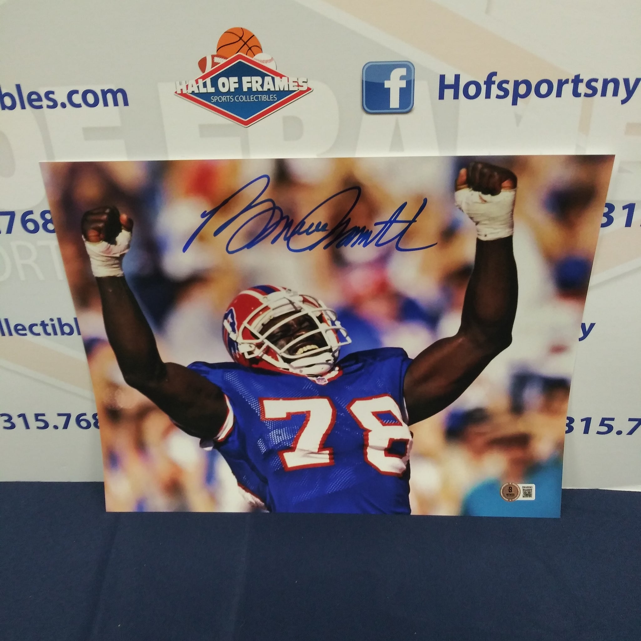 BRUCE SMITH SIGNED BUFFALO BILLS CELEBRATION 11X14  BECKETT COA