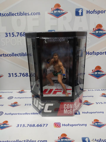 CONNOR MCGREGOR UFC McFARLANE'S SPORTS PICKS LEGACY SERIES FIGURE 1 STATUE!