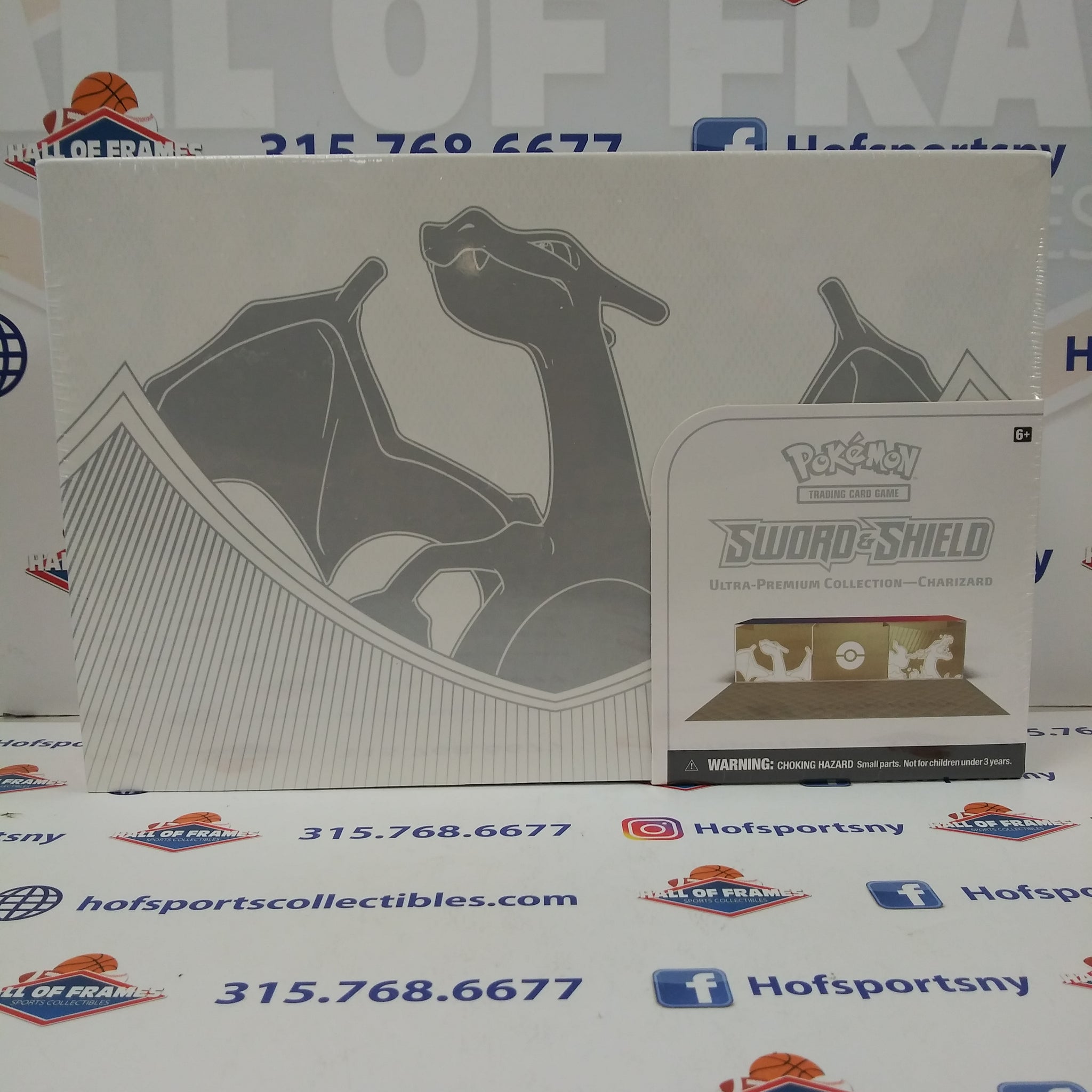 2022 POKEMON SWORD & SHIELD CHARIZARD ULTRA PREMIUM COLLECTION BOX SEALED!