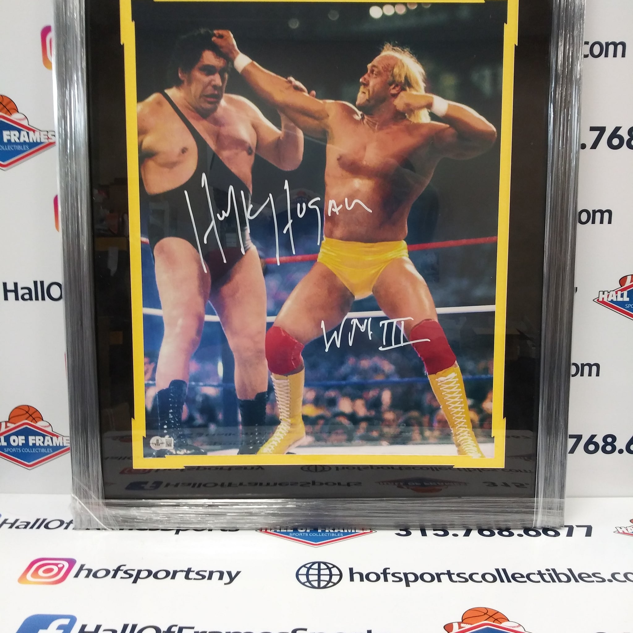HULK HOGAN SIGNED FRAMED 16X20 PHOTO - WRESTLE MANIA 3 BECKETT WITNESSED