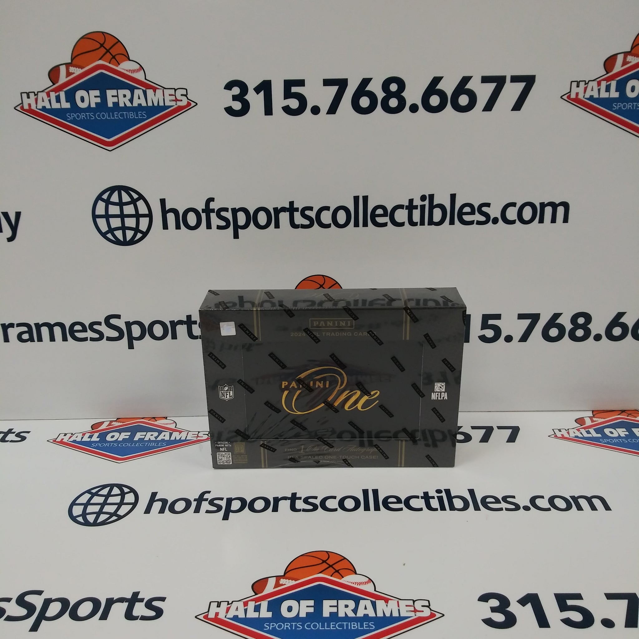 2024 PANINI ONE NFL FOOTBALL HOBBY BOX! 1 AUTO PER BOX!