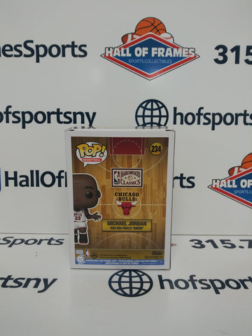 MICHAEL JORDAN (SHRUG) CHICAGO BULLS FUNKO POP NBA #234!