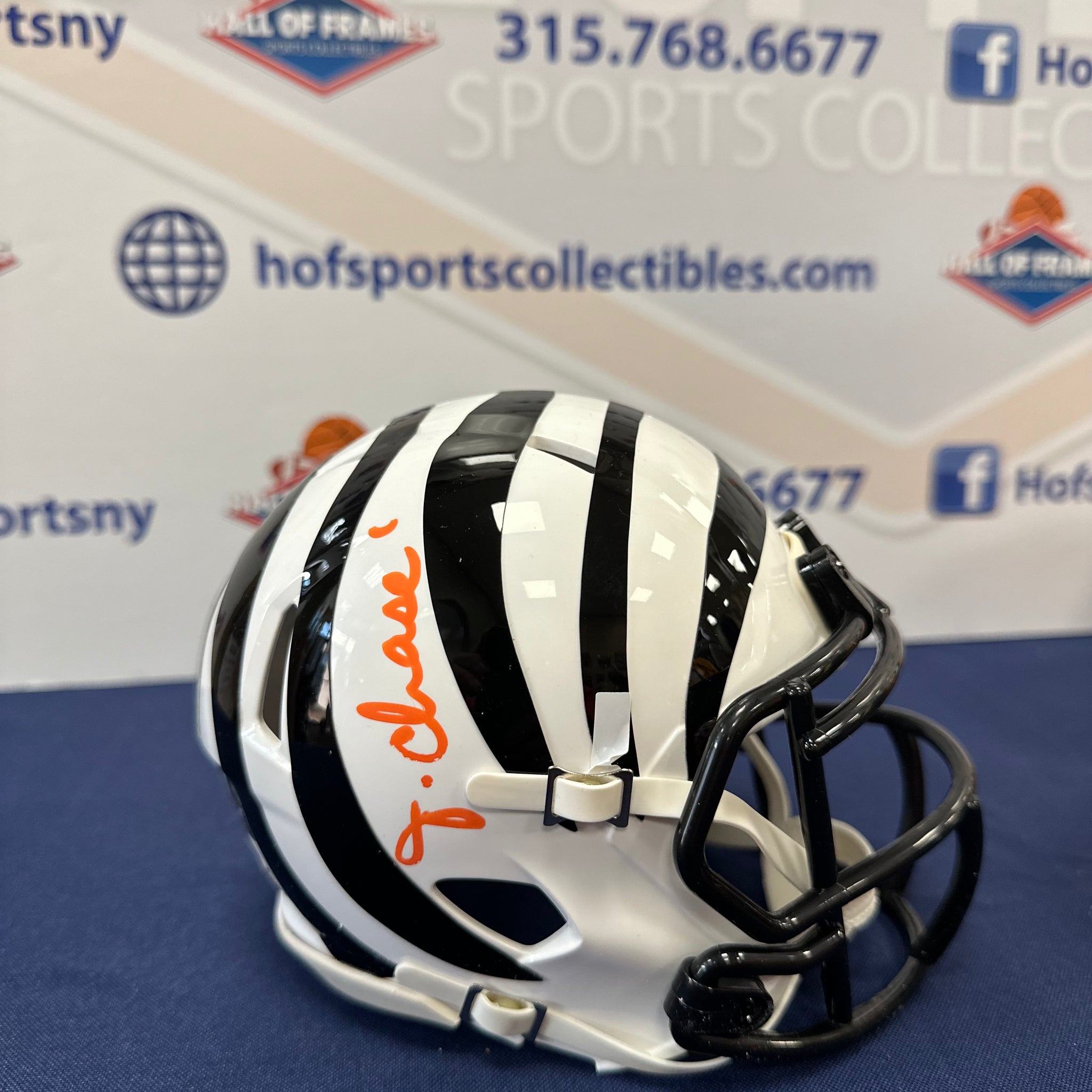 cincinnati mini football helmet JA'MARR CHASE CINCINNATI BENGALS SIGNED MINI HELMET! BAS AUTHETIC!