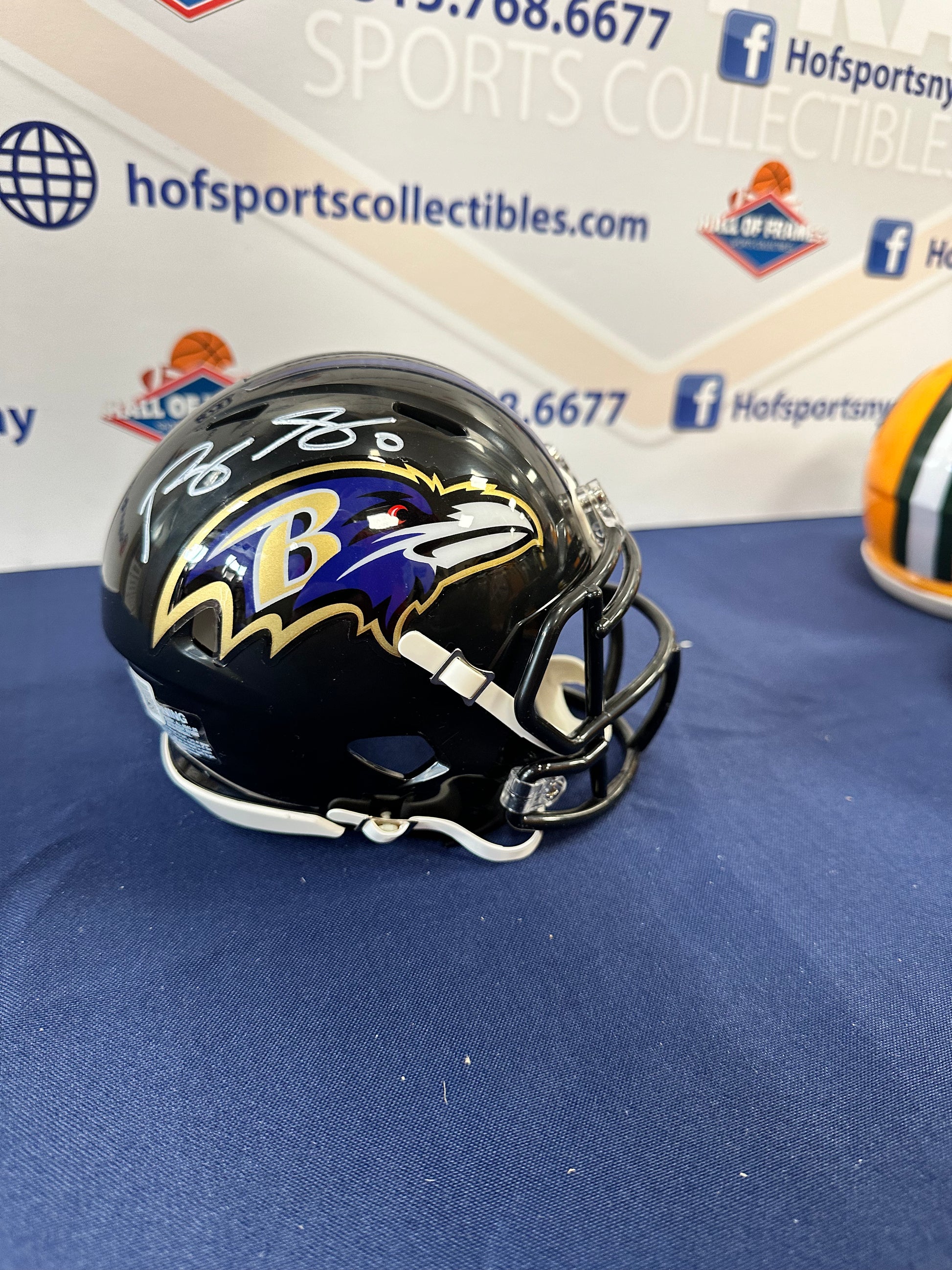 ROQUAN SMITH BALTIMORE RAVENS SIGNED BLACK MINI HELMET! WHITE INK! BAS