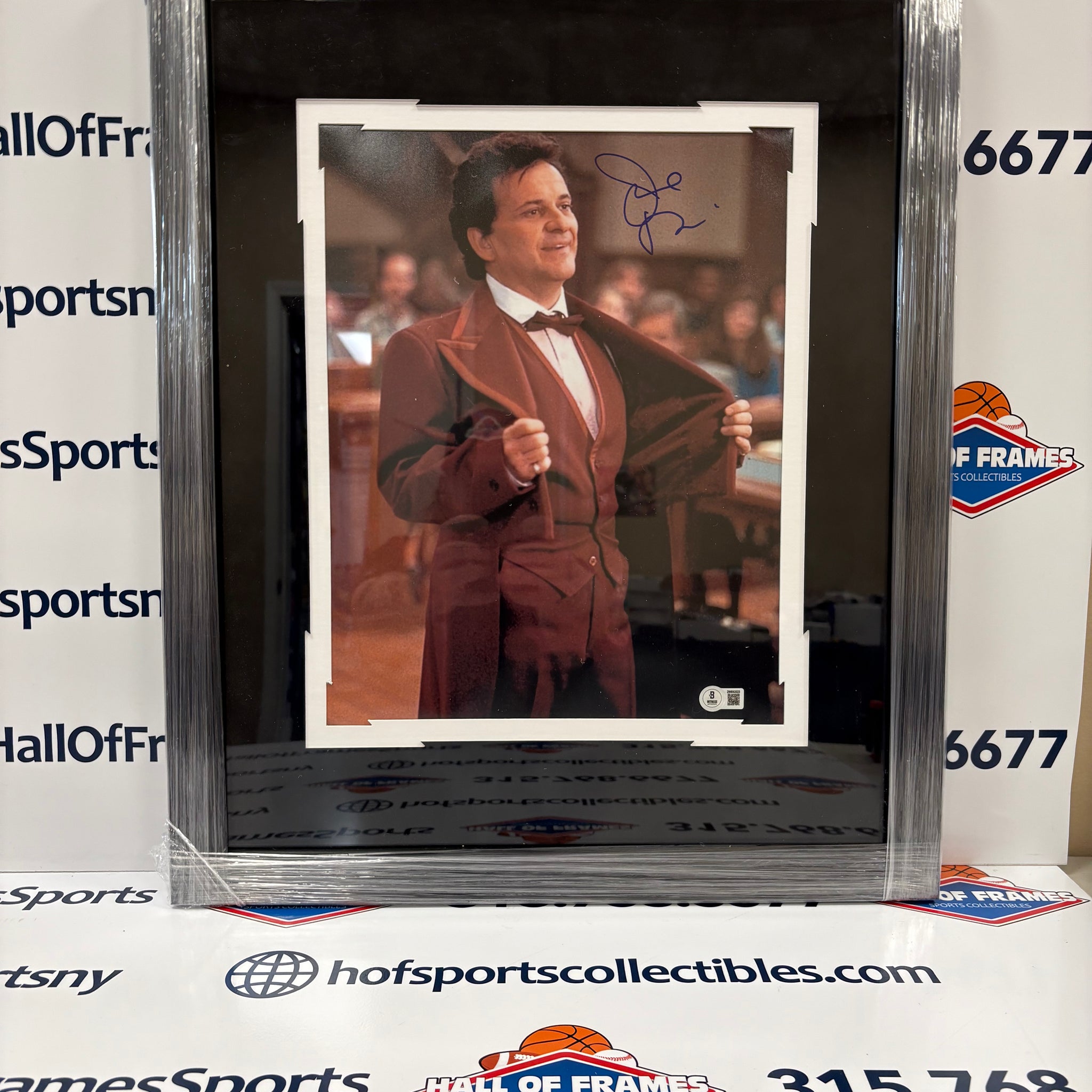 JOE PESCI SIGNED MY COUSIN VINNY FRAMED 11X14 PHOTO - BECKETT WITNESSED