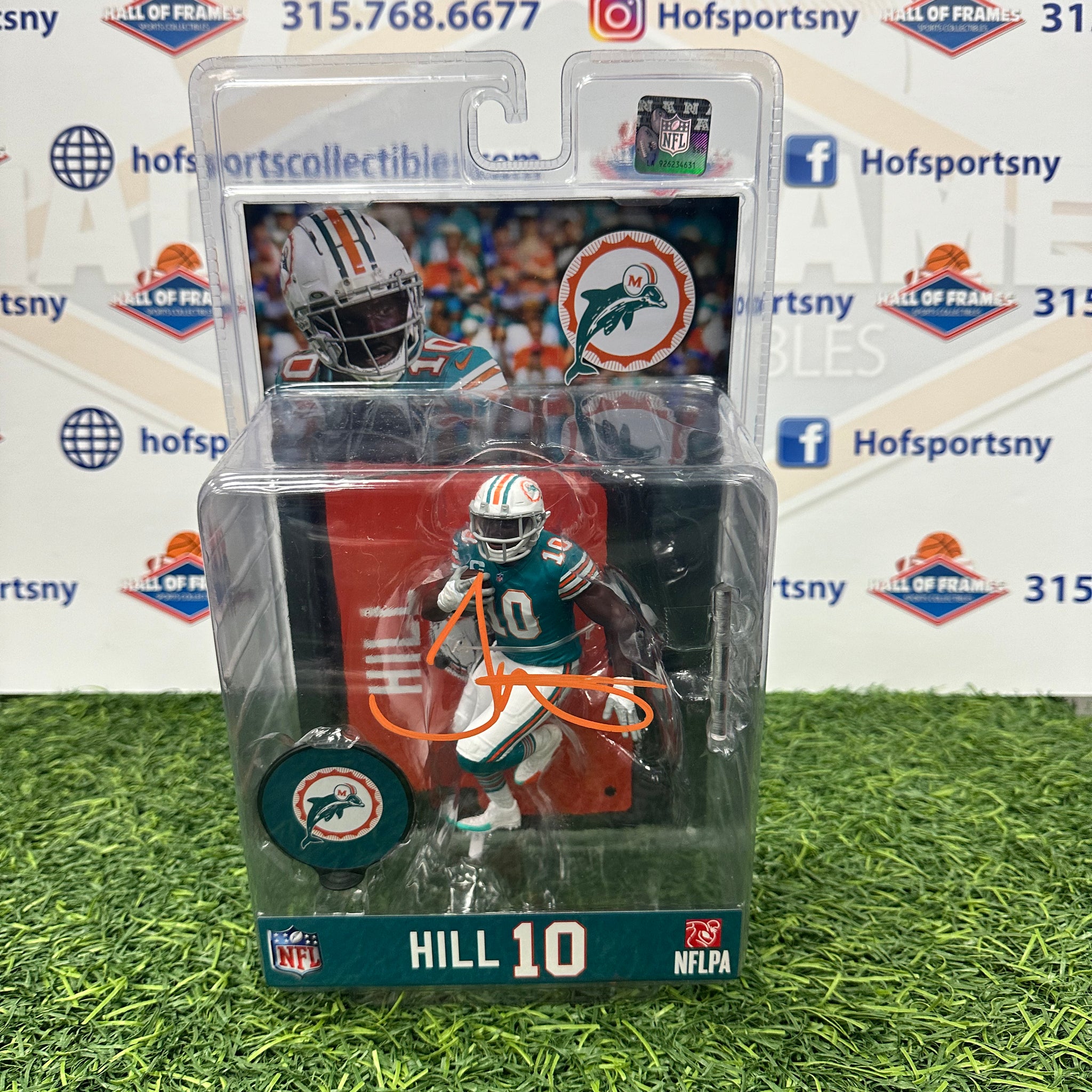 TYREEK HILL SIGNED DOLPHINS MCFARLANE'S LEGACY SERIES FIGURES #7 THROWBACK JERSEY! BAS AUTHENTIC!