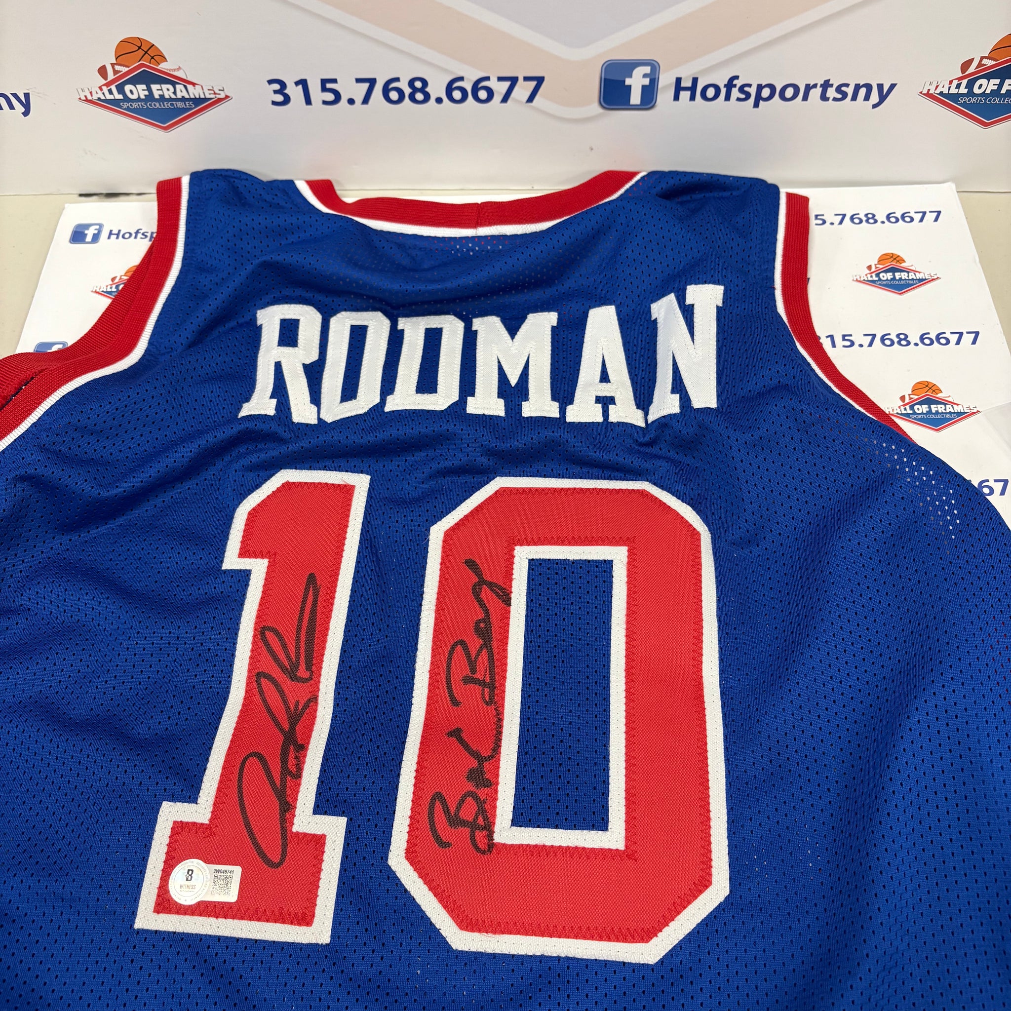DENNIS RODMAN SIGNED BLUE DETRIOT PISTONS CUSTOM JERSEY INSC "BAD BOYS" - BECKETT COA