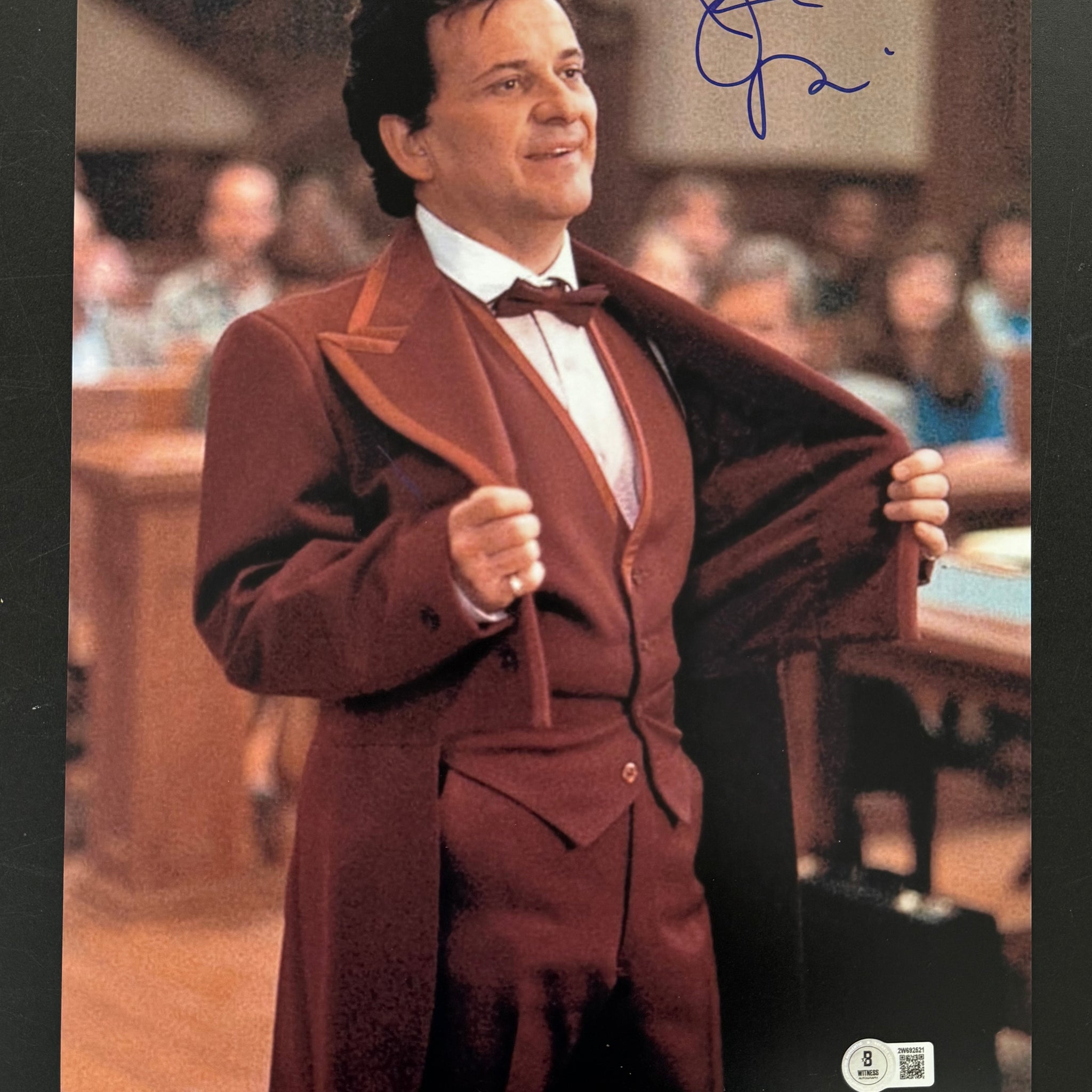 JOE PESCI SIGNED MY COUSIN VINNY 11X14 PHOTO - BECKETT WITNESSED