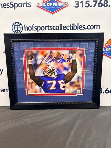 BRUCE SMITH SIGNED BUFFALO BILLS CELEBRATION FRAMED 8X10  BECKETT COA