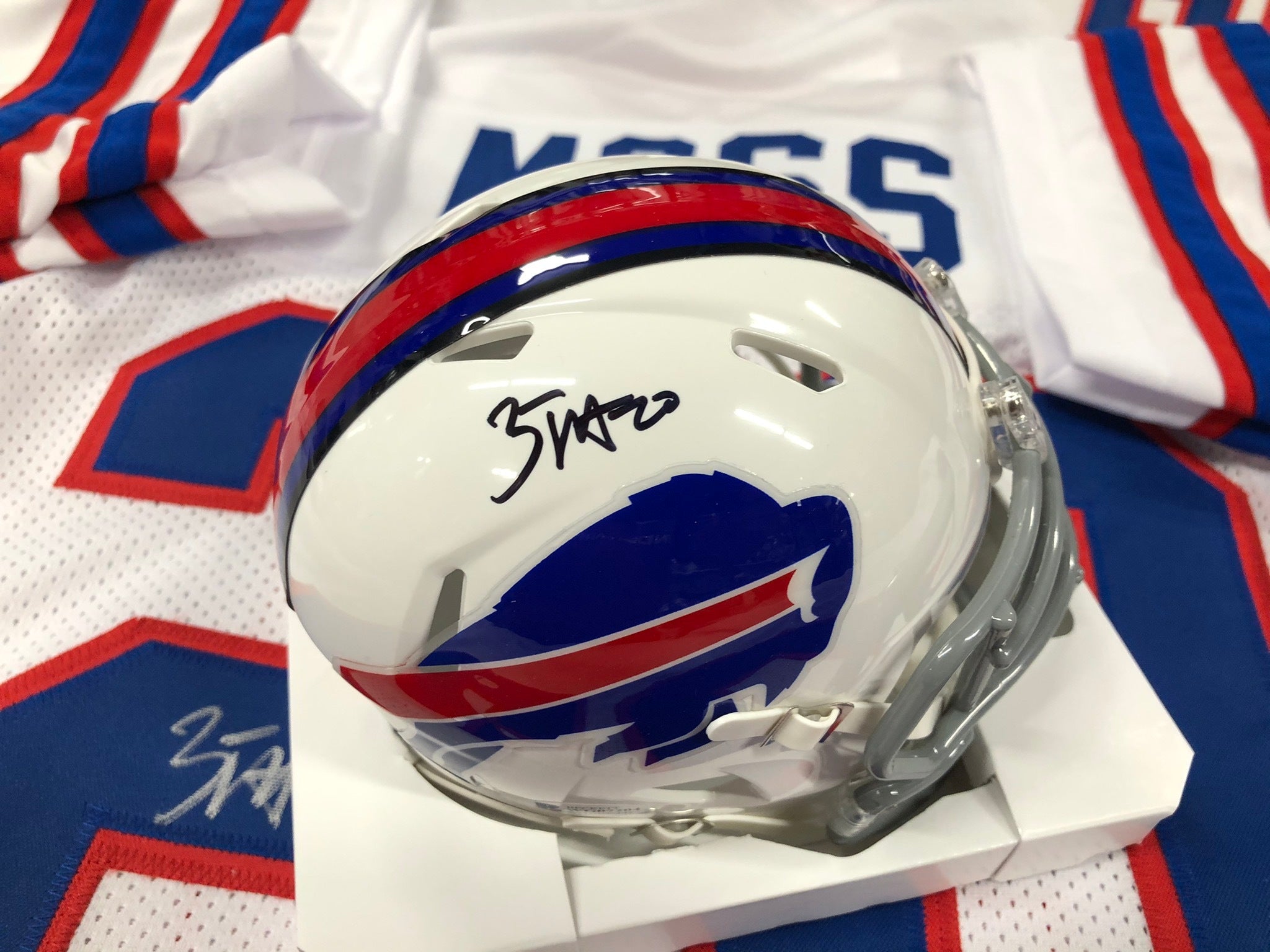 Zack Moss Bills Signed Speed Mini  Helmet - Beckett COA 01413