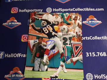 ERIC MOULDS SIGNED BUFFALO BILLS 8X10 PHOTO (C) - HOF COA