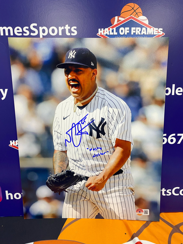 NESTOR CORTEZ SIGNED YANKEES 11X14 INC NASTY NESTOR - BECKETT