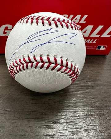 RONALD ACUNA SIGNED BASEBALL BRAVES - BECKETT